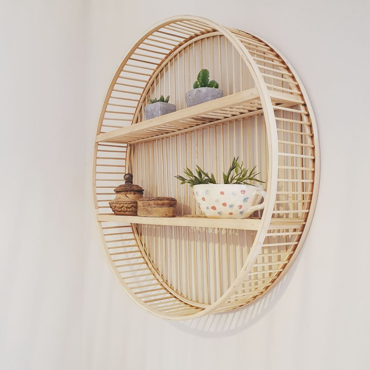 Prestatgeria circular de ratan — Lovely Hüs